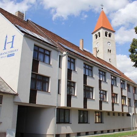 Harangtorony Szallo Kőszeg Exterior foto